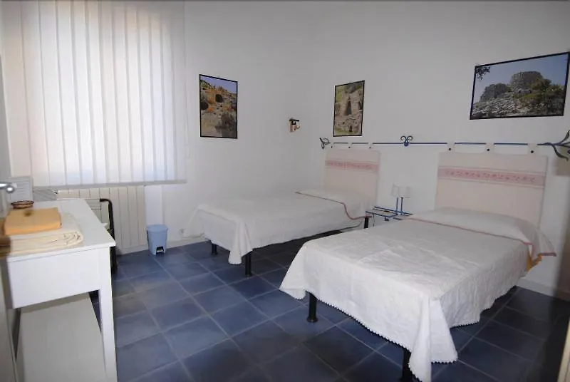*** Couette-café Nughe 'E' Oro Guesthouse Nuoro  Italie