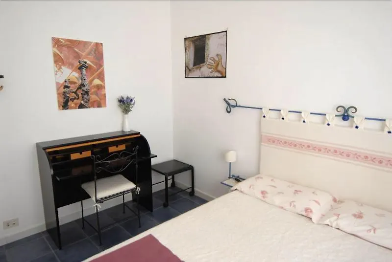 *** Bed & Breakfast Nughe 'E' Oro Guesthouse Nuoro  Itálie