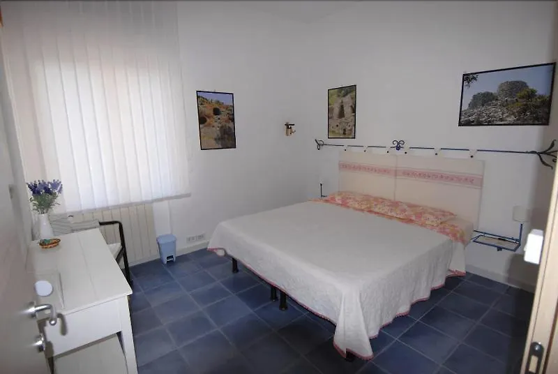 Bed & Breakfast Nughe 'E' Oro Guesthouse Nuoro